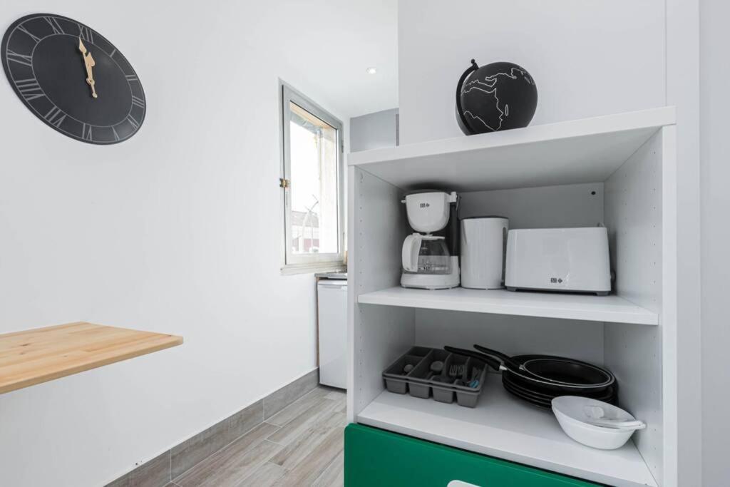Studio Avec Balcon Proche Vieux - Tram A 10m Apartment